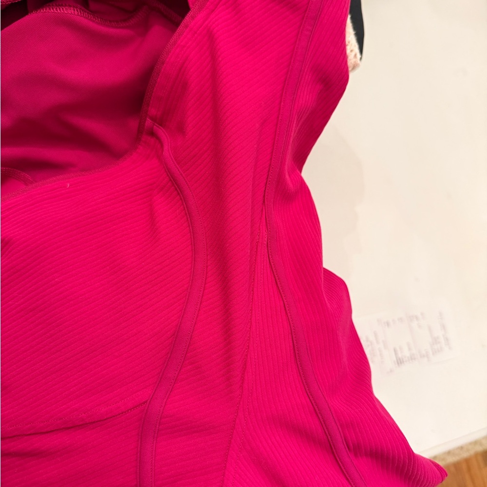 Lululemon Jacket Run Forme Magenta Pink Ribbed Mesh Vent Size 4 - Picture 9 of 9